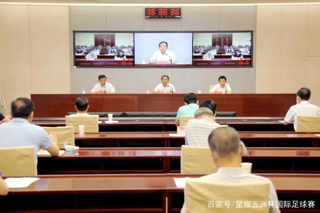 中国男篮12人大名单出炉！广东3人入选，徐昕国家队首秀，胡明轩轮休
